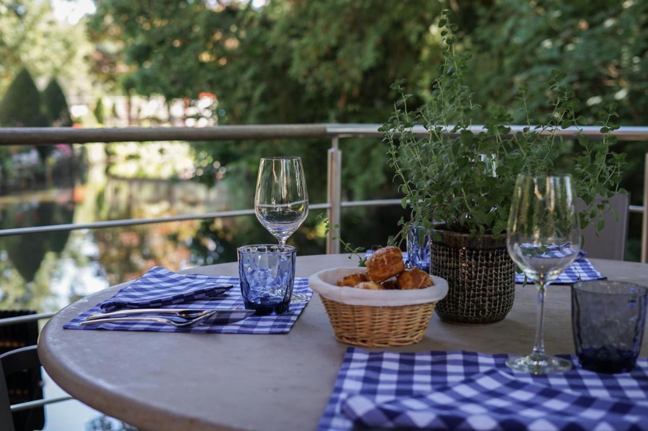 Hostellerie De Levernois Bagian luar foto