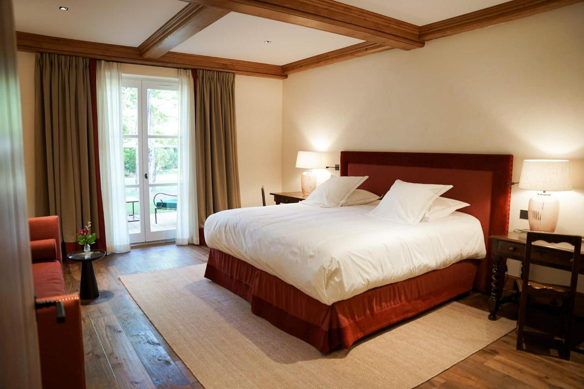Hostellerie De Levernois Bagian luar foto