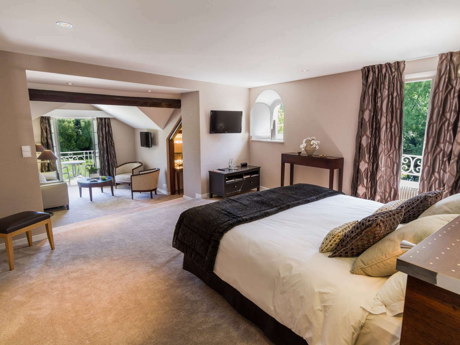 Hostellerie De Levernois Bagian luar foto